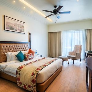Super Deluxe Room